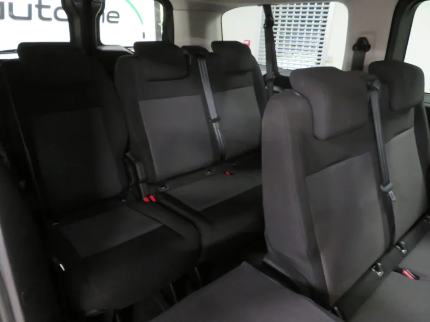 aa Toyota ProAce Verso Long Single side door Shuttle Comfort D-4D