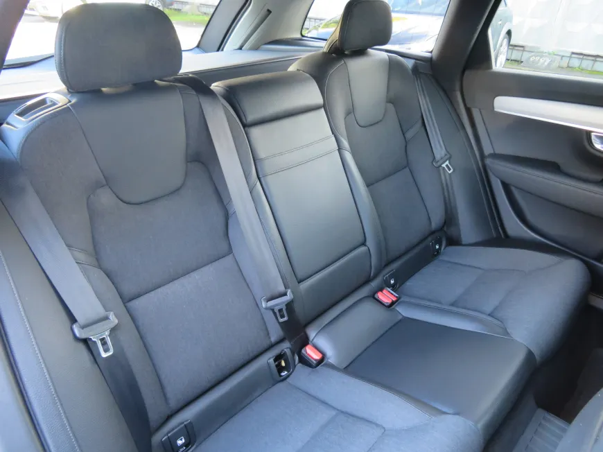 aa Volvo V90 Cross Country D4 AWD