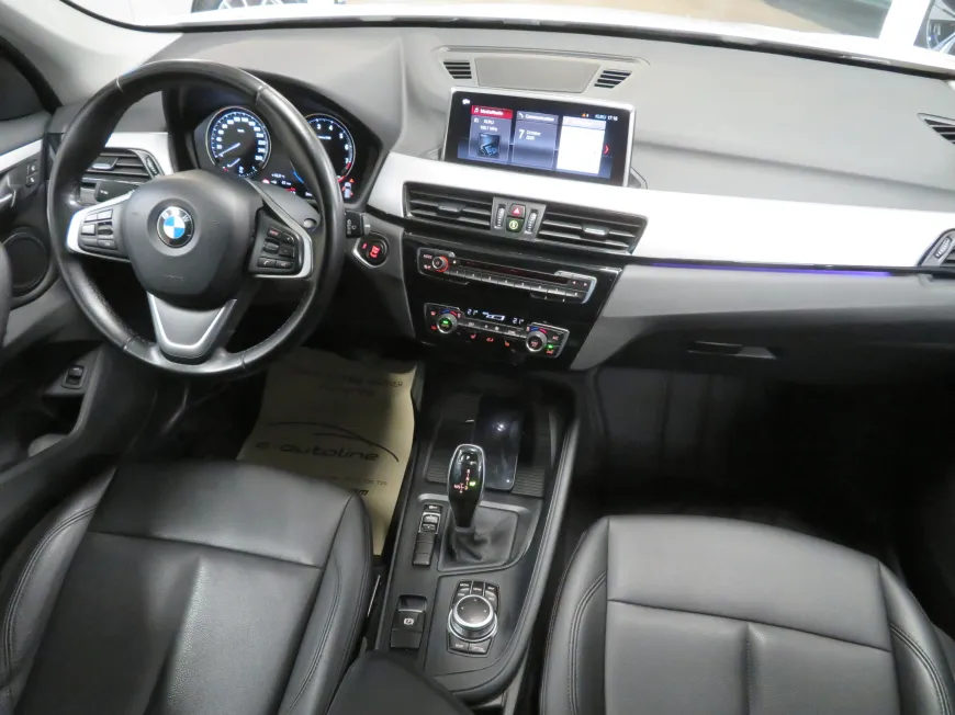 aa BMW X1 sDrive18i