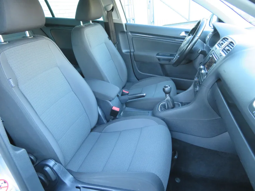 aa Volkswagen Golf Variant Comfortline BMT TDI 
