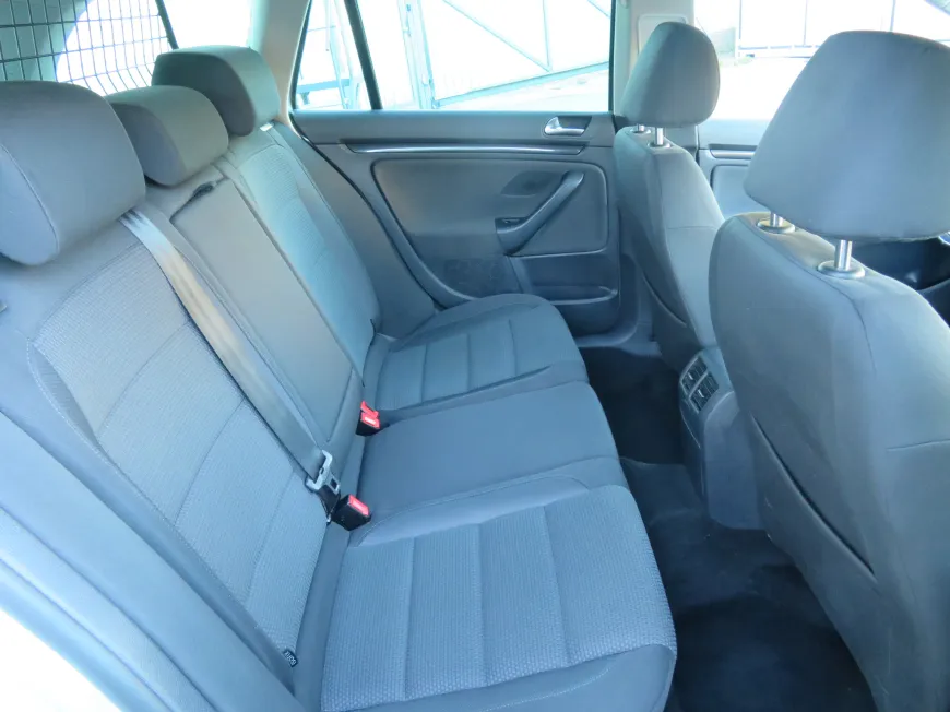 aa Volkswagen Golf Variant Comfortline BMT TDI 