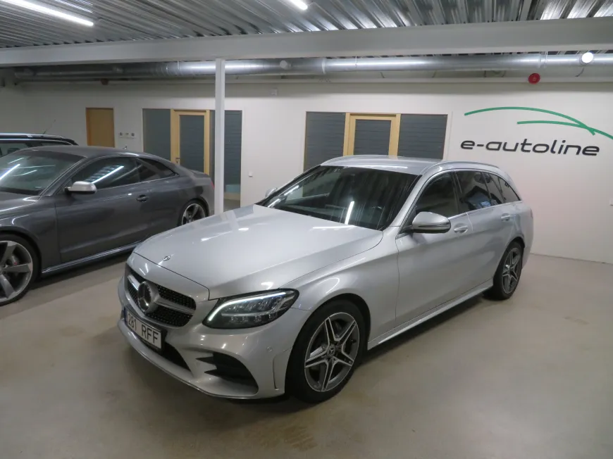 aa Mercedes-Benz C 200 D AMG