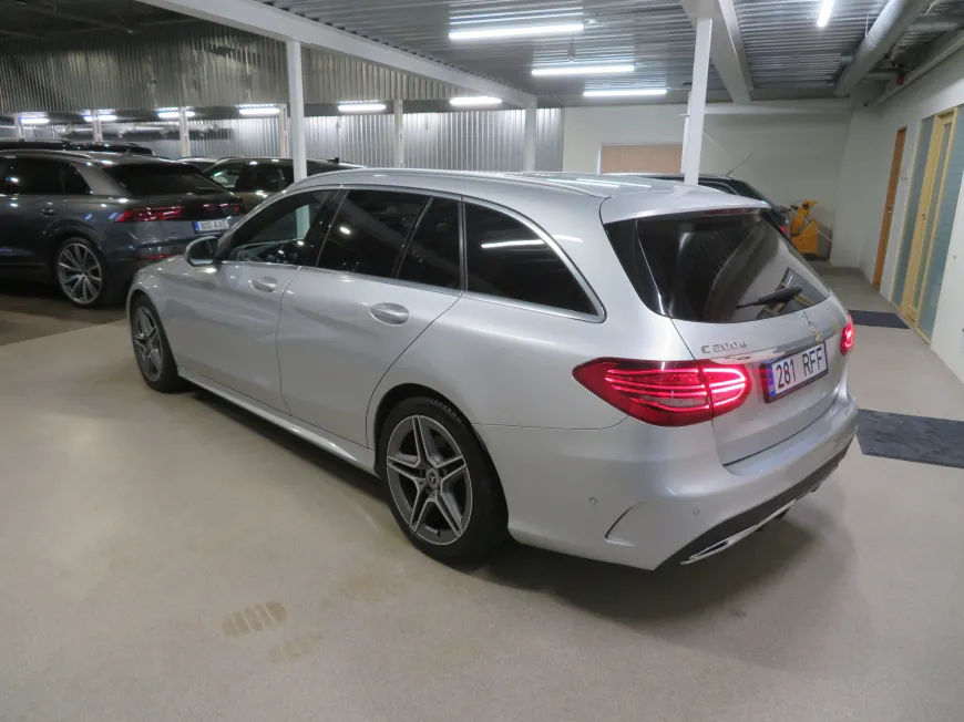 aa Mercedes-Benz C 200 D AMG