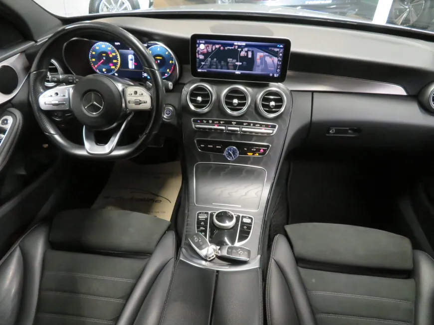 aa Mercedes-Benz C 200 D AMG