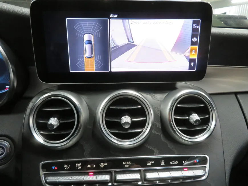 aa Mercedes-Benz C 200 D AMG